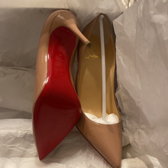 Louis Vuitton heels - Picture 2 of 2